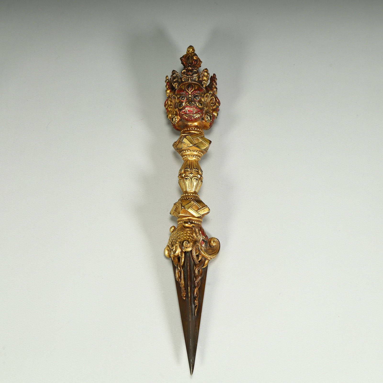 A religious magic weapon of the Qing Dynasty, the Puba Vajra Stake: The religious magic weapon of the Qing Dynasty, the Puba Vajra stake Size:L:21cmW:3.5cmW:234g (The Dimensions Of All Batches Are Manually Measured.If You Need More Detailed Information, Please Contact