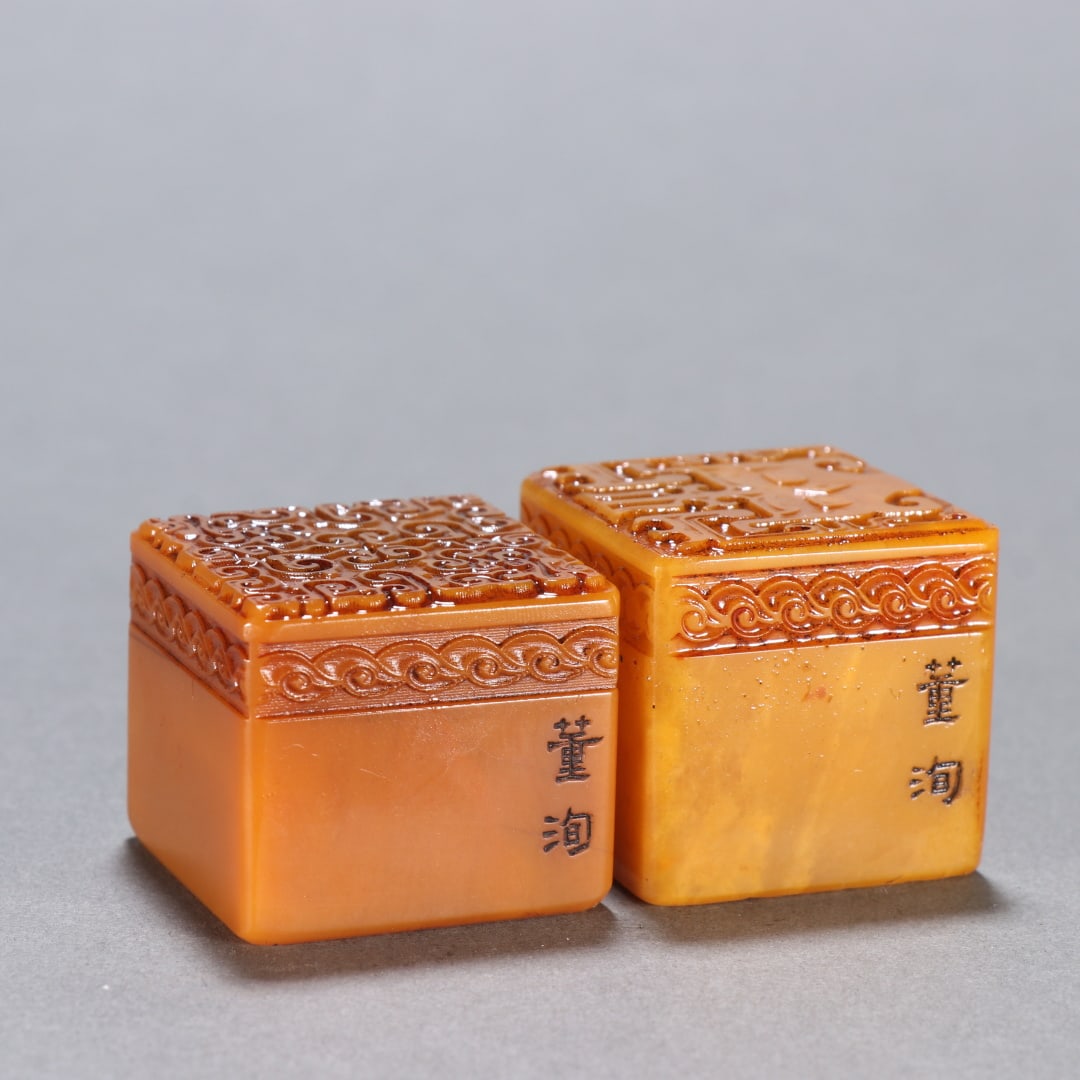 A set of Dong Xun's Tian Huang stone dragon seals (1 of 9)
