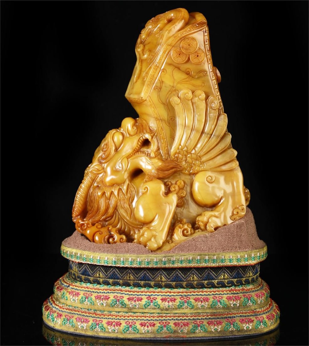 A beautiful Shoushan Tian Huanglong Wang Shangjun (1 of 10)