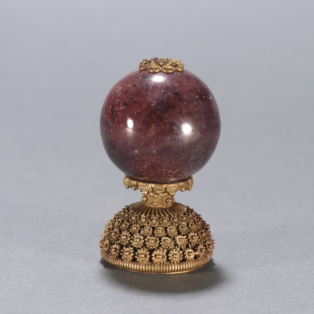 A Qing Dynasty ruby inlaid silver gilt hat top (1 of 9)