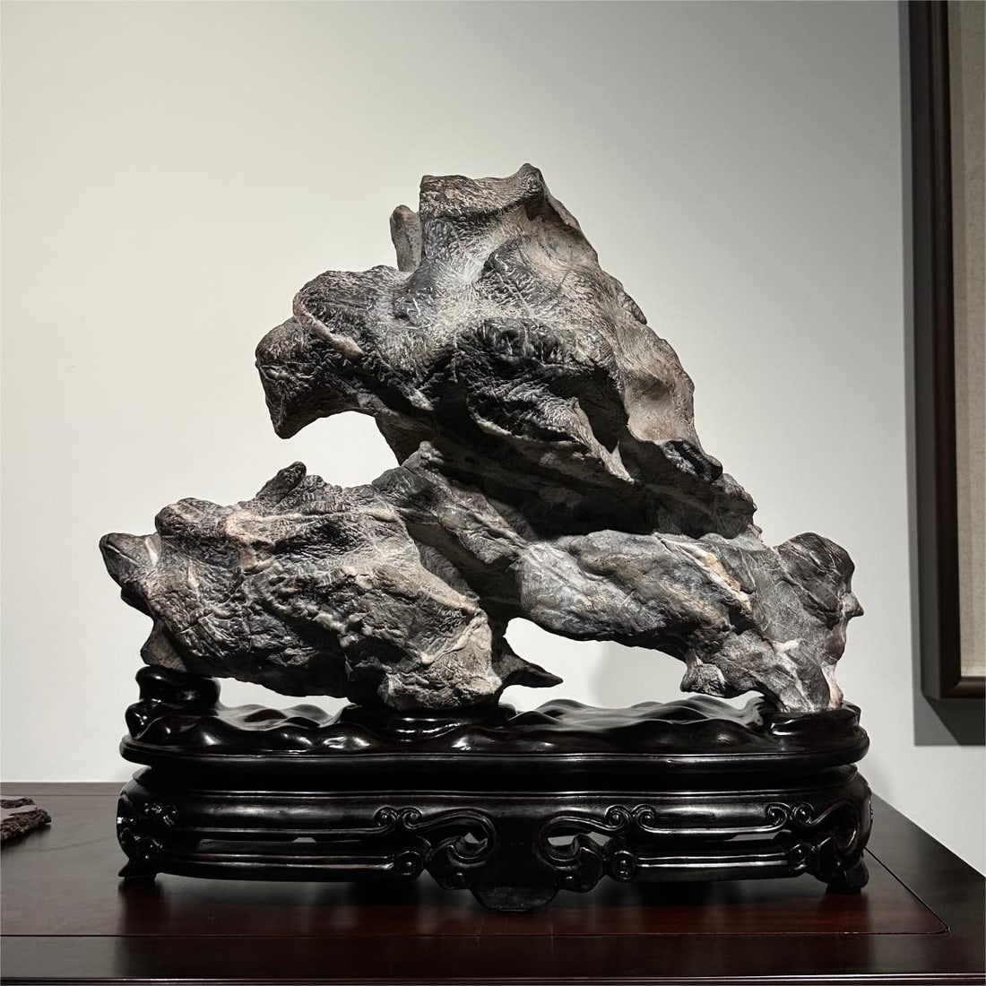 A fine Lingbi stone: Exquisite Lingbi stone Size:L:44cmH:40cmT:17cm (The Dimensions Of All Batches Are Manually Measured.If You Need More Detailed Information, Please Contact Our Customer Service Before Bidding.)