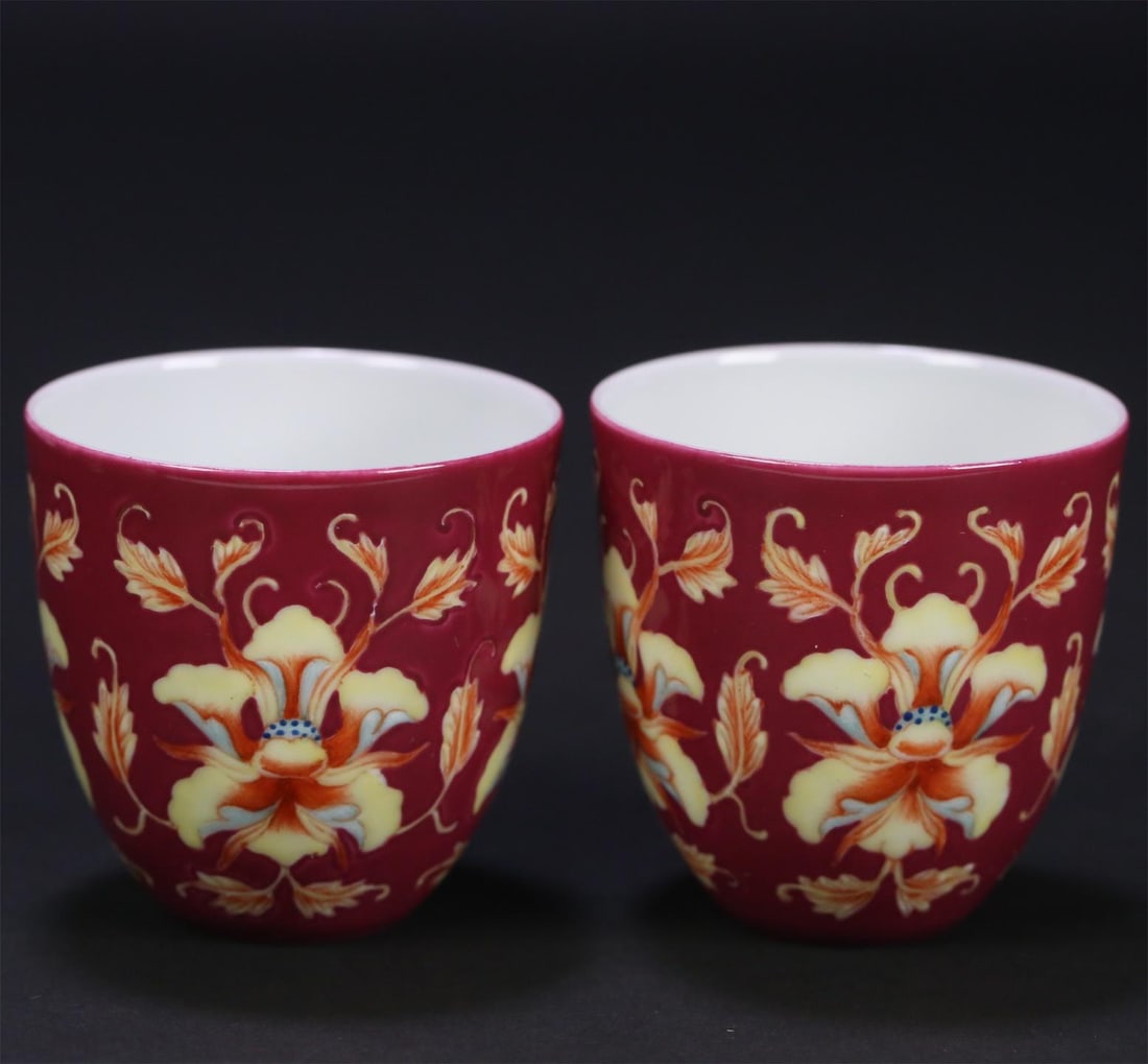 A pair of carmine glazed pastel flower cups made in the Kangxi period of the Qing Dynasty (1 of 9)