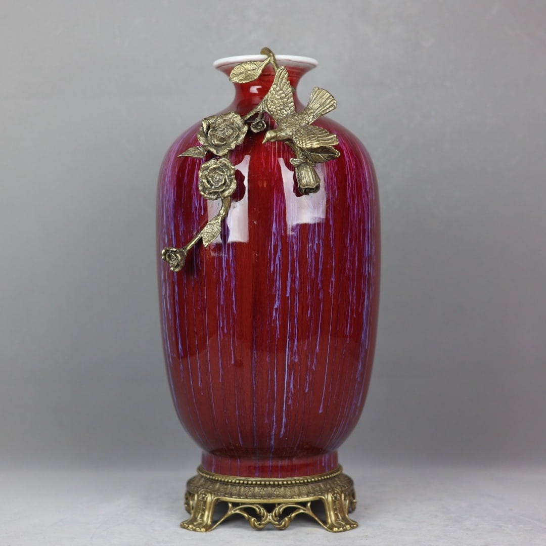 A beautiful copper-inlaid porcelain Lang kiln red kiln flower and bird pattern lantern vase (1 of 9)