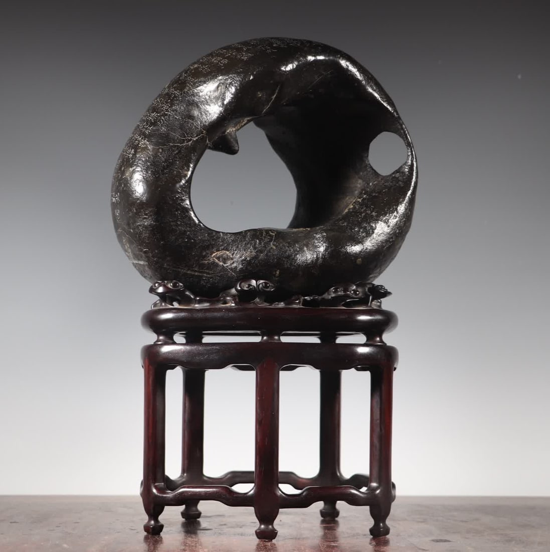 A Qing Dynasty study elegant artifact Taihu Lake stone carving Paramita Heart Sutra Shanzi ornament: Qing Dynasty study elegant artifacts, Taihu Lake stone carvings, Paramita Heart Sutra, Shanzi ornaments SIZE: 20x15.5x39cm W:7650g (The Dimensions Of All Batches Are Manually Measured.If You Need More