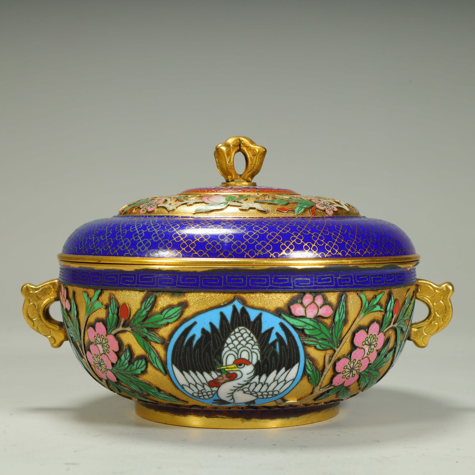 A cloisonné enamel crane pattern cover bowl (1 of 9)