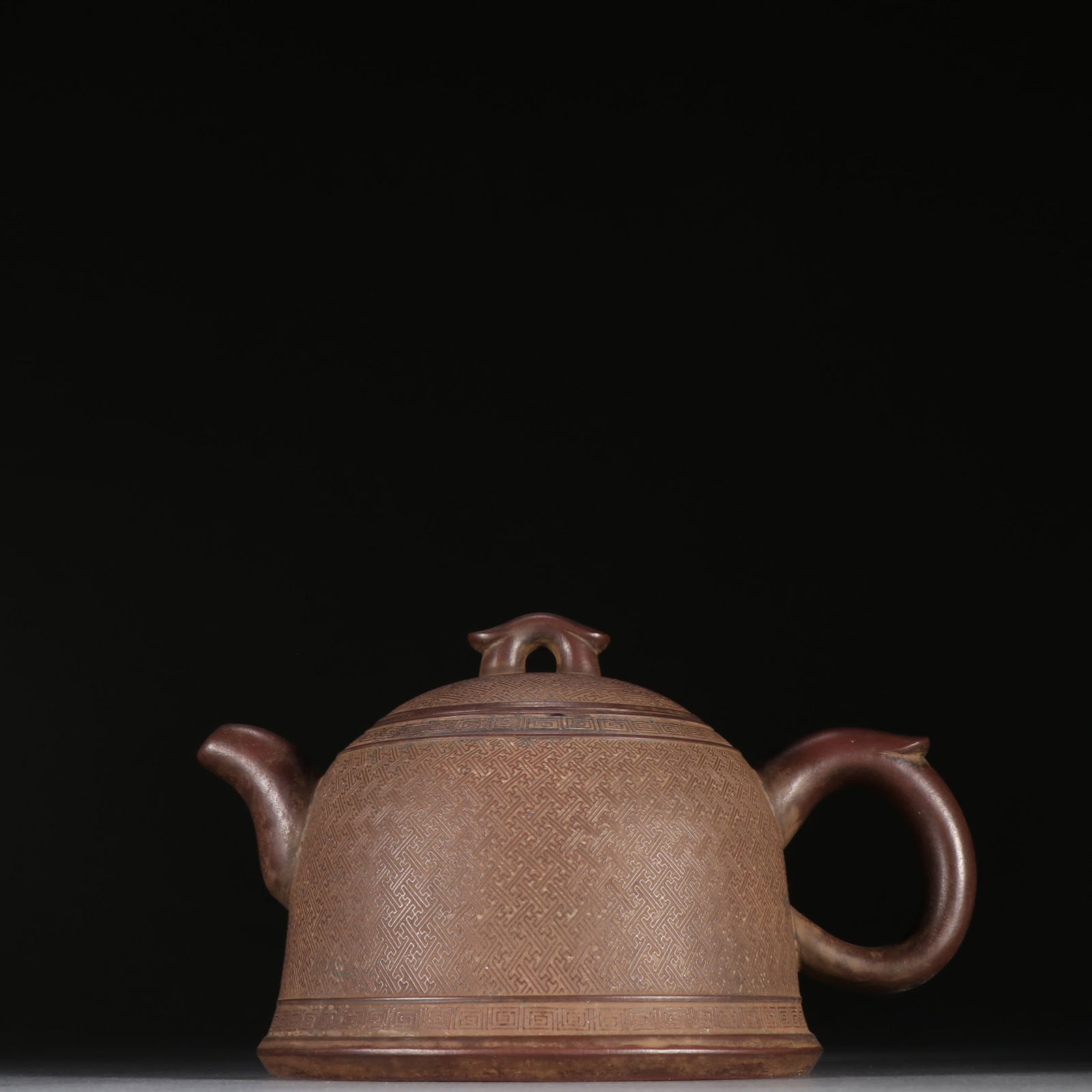 A Dabin purple sand bell-shaped teapot (1 of 9)