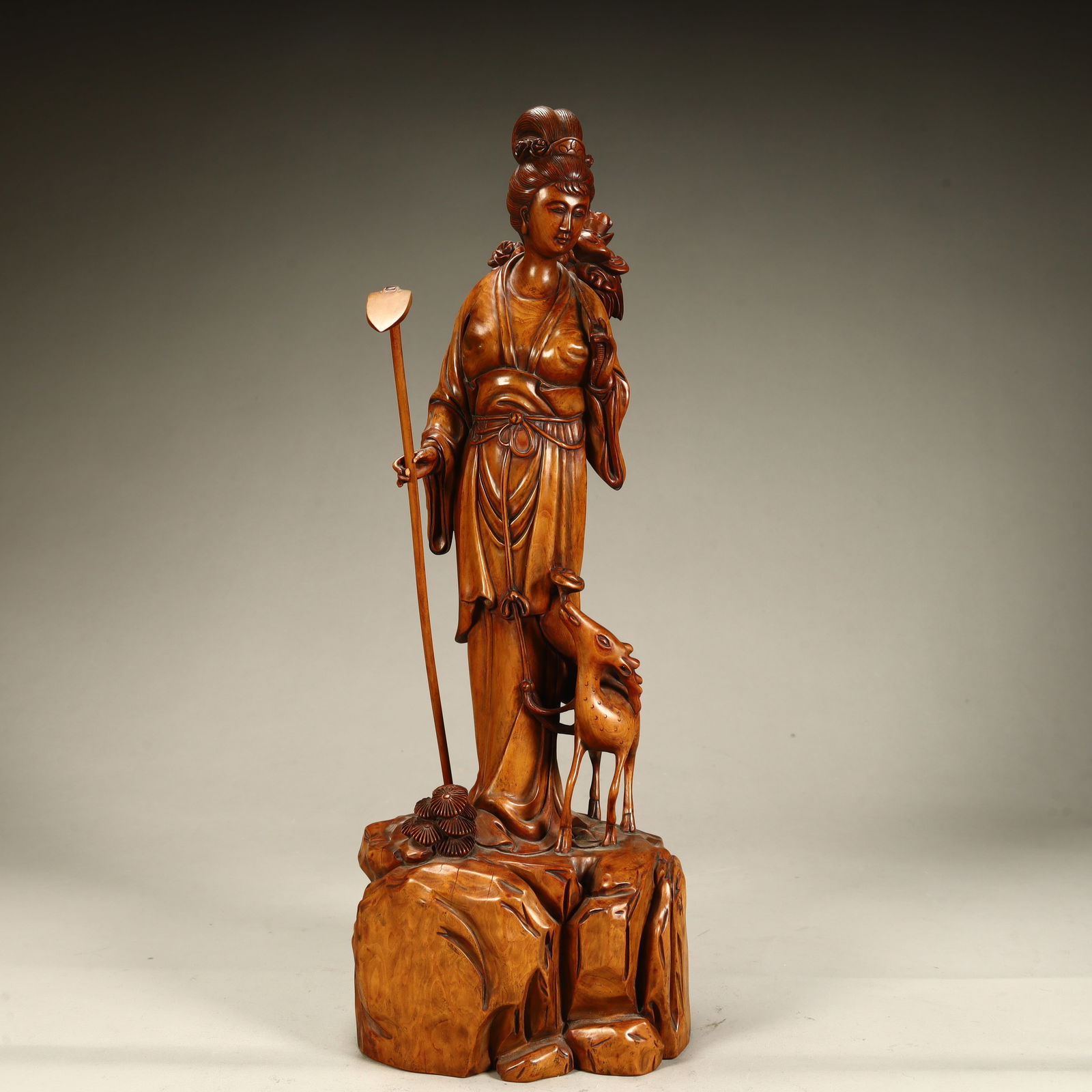 A Qing Dynasty boxwood carving Magu birthday statue (1 of 10)