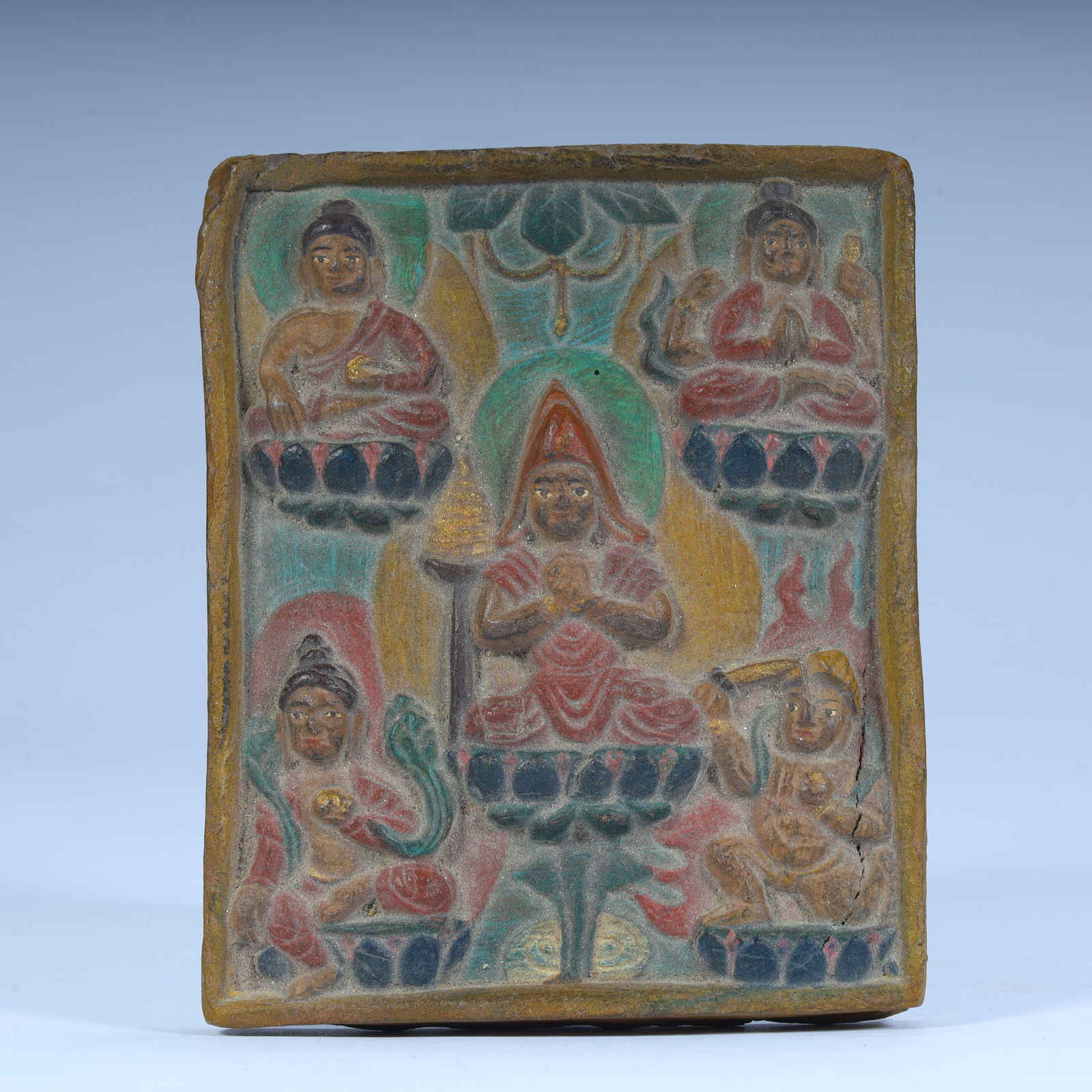 A statue of three (or combinations) of Tsongkhapa and disciple of Tibetan Buddhism: Tibetan Buddhist Tsongkhapa master and disciple three (or combinations) rub the statue SIZE: H: 11.5cm L: 9cm (W: unfilled) W: 118g (The Dimensions Of All Batches Are Manually Measured.If You