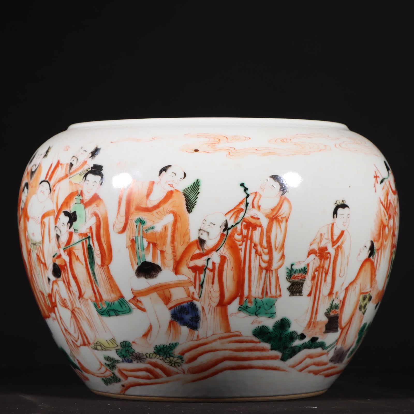 A Qing Dynasty alum red colorful immortal picture room jar: Qing Dynasty alum red plus color immortal picture room jar SIZE: H:16.5cm W:23.5cm (The Dimensions Of All Batches Are Manually Measured.If You Need More Detailed Information, Please Contact Our