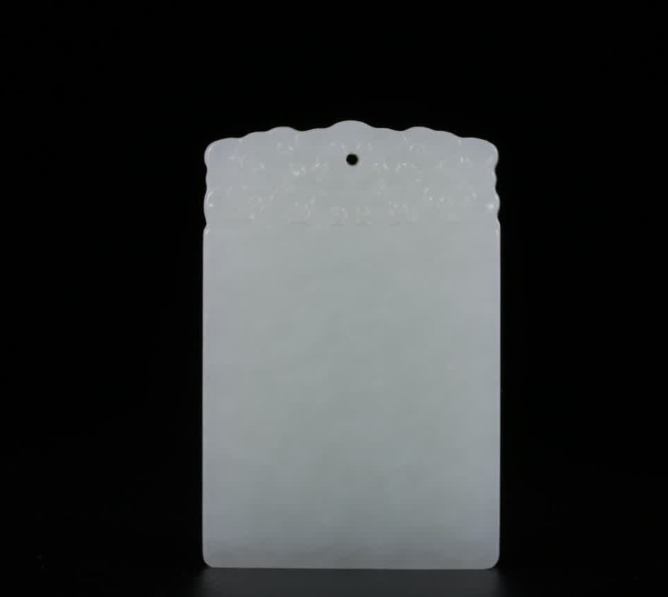A Qing Dynasty Hetian white jade safe and sound card: Qing Dynasty Hetian white jade safe and sound card SIZE: H:6cm L:4cm W:1cm W:59g (The Dimensions Of All Batches Are Manually Measured.If You Need More Detailed Information, Please Contact Our Customer