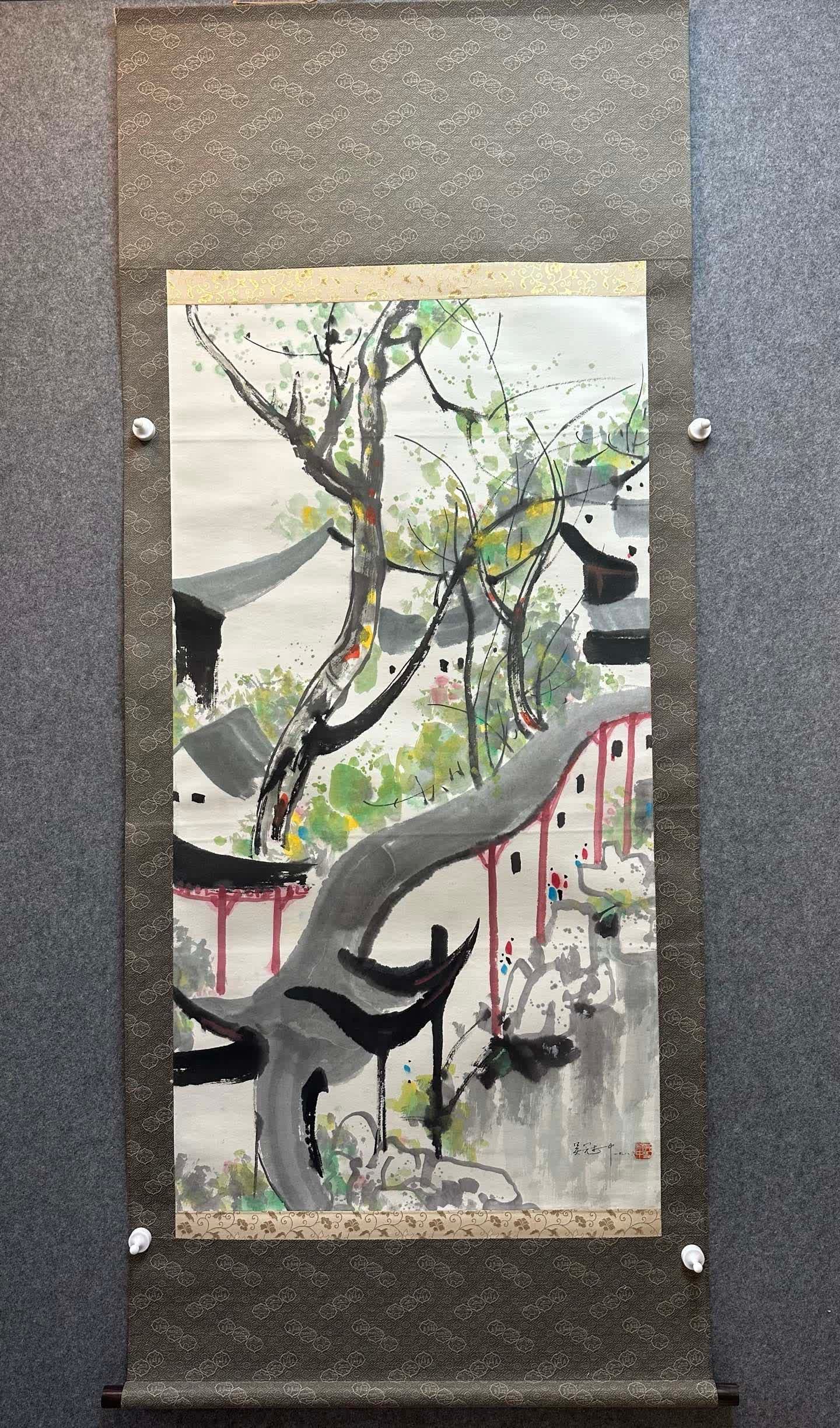 A painting by Wu Guanzhong: Wu Guanzhong's painting SIZE: Core 67x125cm (The Dimensions Of All Batches Are Manually Measured.If You Need More Detailed Information, Please Contact Our Customer Service Before Bidding.)