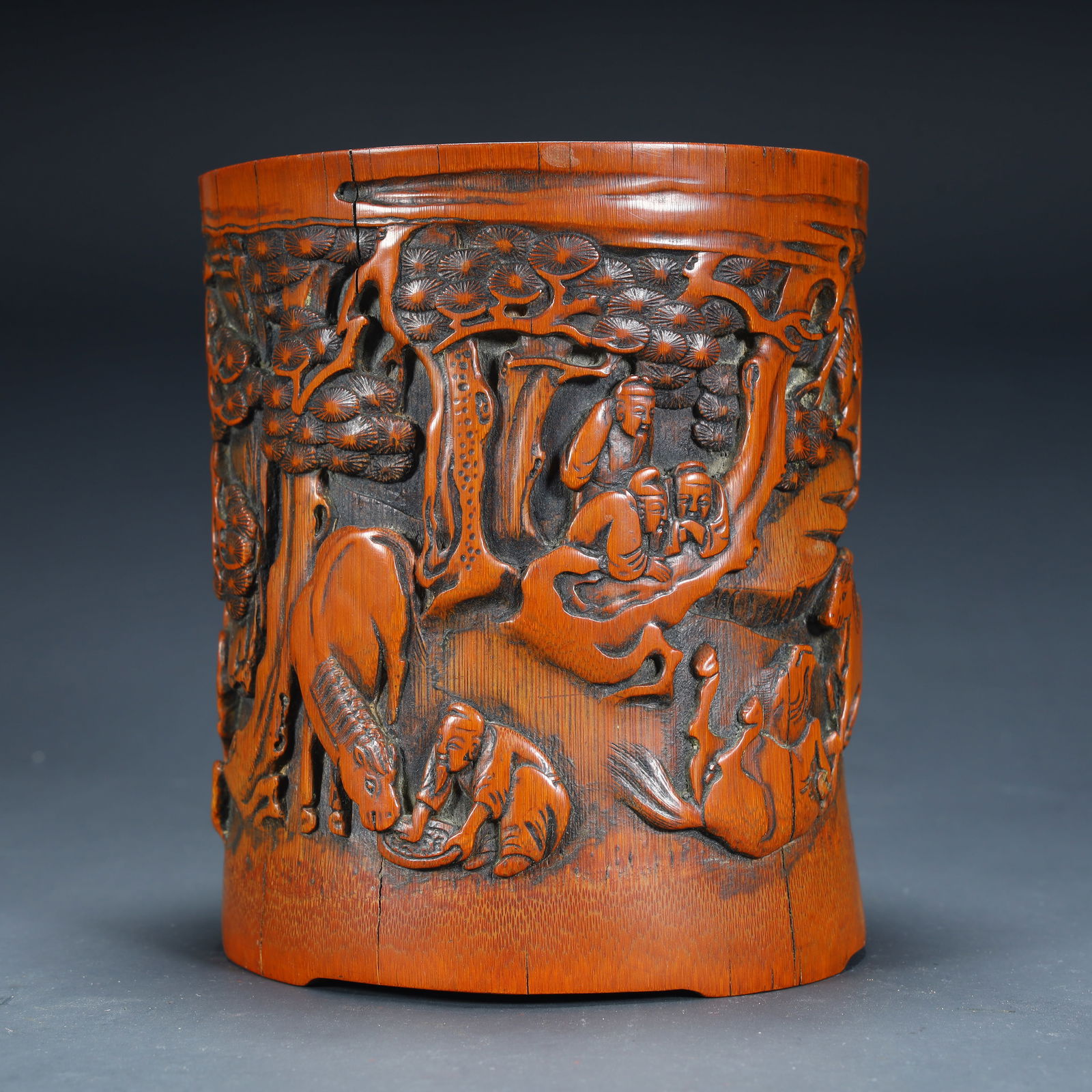 A Qing Dynasty bamboo carving "Panasonic Figure Horse Picture Pen Holder": Qing Dynasty bamboo carving "Panasonic character horse herding picture pen holder" SIZE: H:14cm L:12cm W:11cm W:399g (The Dimensions Of All Batches Are Manually Measured.If You Need More Detailed Info