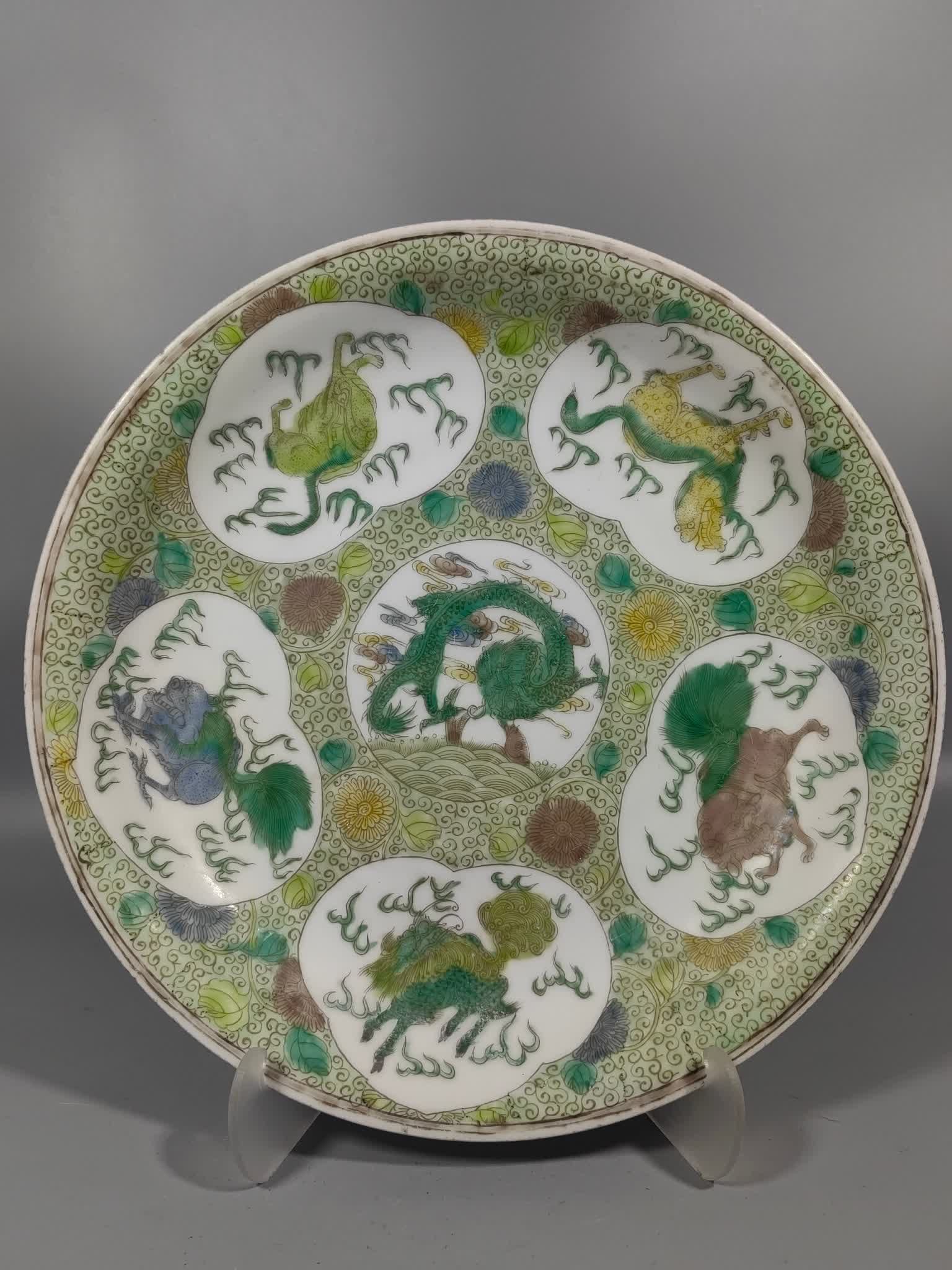 A piece of Qing Dynasty ancient color Sushan color auspicious beast plate: Qing Dynasty ancient color Sushan color auspicious beast plate SIZE: H:20.8cm W:5.2cm (The Dimensions Of All Batches Are Manually Measured.If You Need More Detailed Information, Please Contact Our Cus