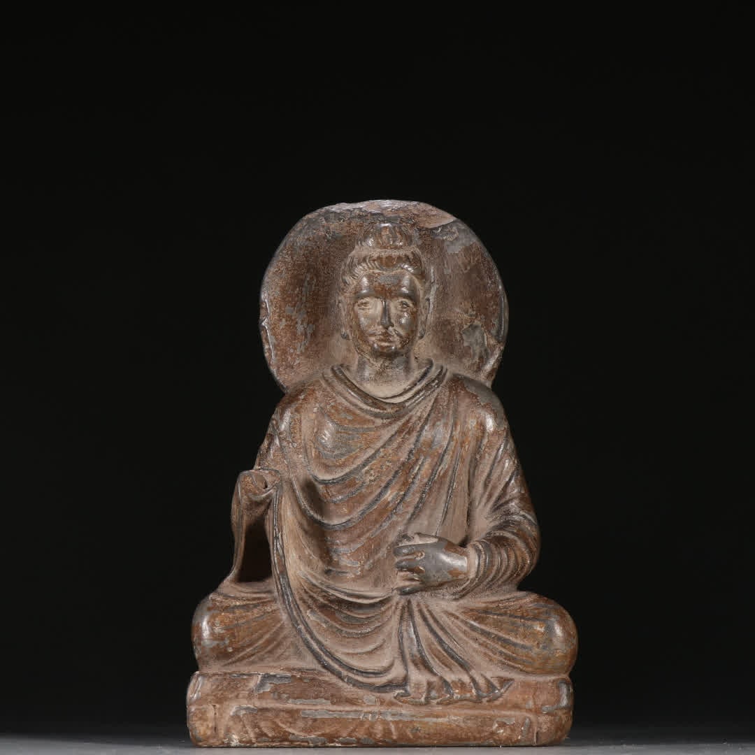 A stone carving Gandhara statue in the Qing Dynasty (1 of 9)