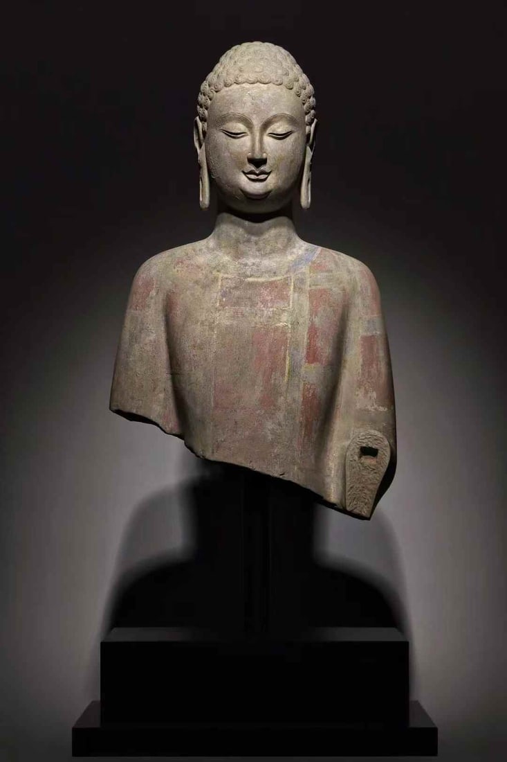 A gold-plated half-length Buddha statue of the Northern Qi Dynasty: Northern Qi gilded painted bust Buddha statue SIZE: H: 66cm Total H: 98cm (The Dimensions Of All Batches Are Manually Measured.If You Need More Detailed Information, Please Contact Our Customer