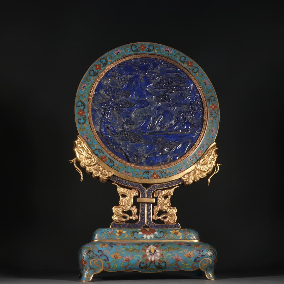A Qing Dynasty bronze gilt cloisonné inlaid lapis lazuli landscape picture character illustration: Qing Dynasty Copper gilt cloisonné inlaid lapis lazuli landscape picture character picture interstitial screen SIZE: H:36cm W:21.5cm W:2003g (The Dimensions Of All Batches Are Manually Measured.If Yo