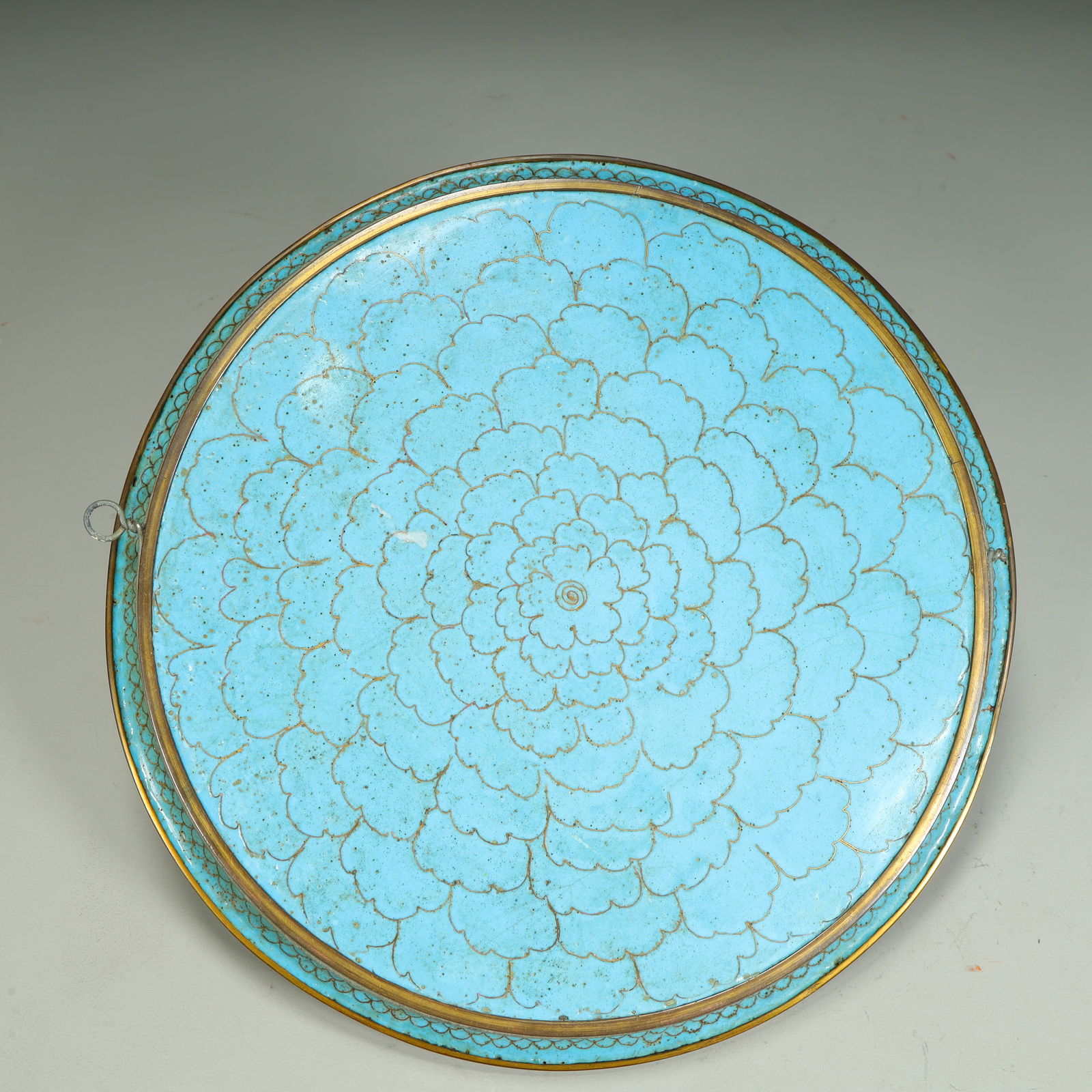 A Qing Dynasty cloisonné enamel peony pattern plate - 7