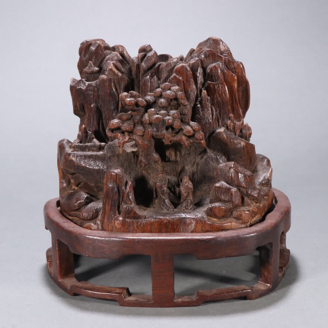 A Qing Dynasty Agarwood Mountain character ornament: Qing Dynasty Agarwood Shanzi character picture ornament SIZE: H:15cm W:15cm W:331.8g (The Dimensions Of All Batches Are Manually Measured.If You Need More Detailed Information, Please Contact Our