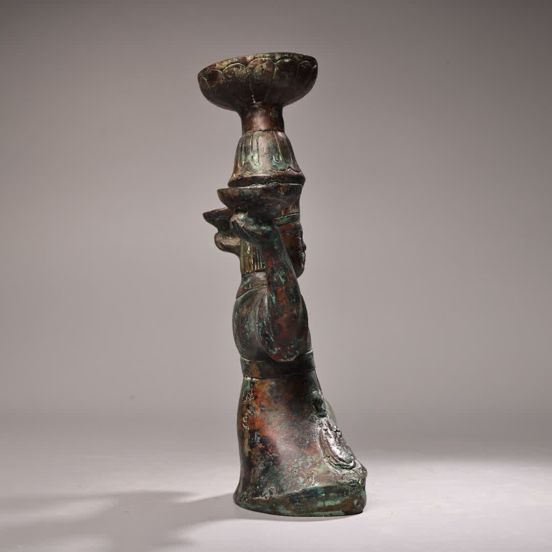 A bronze figure top pull table - 10