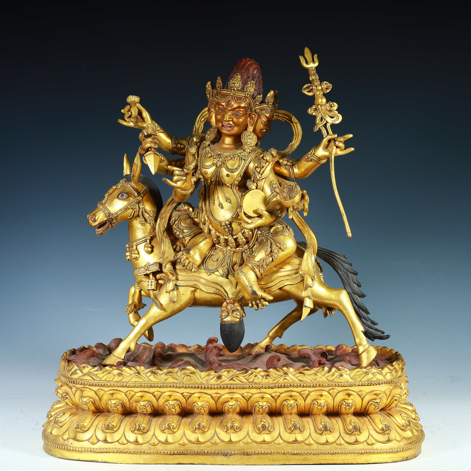 A piece of Qing Dynasty copper gilt auspicious heavenly mother (1 of 15)