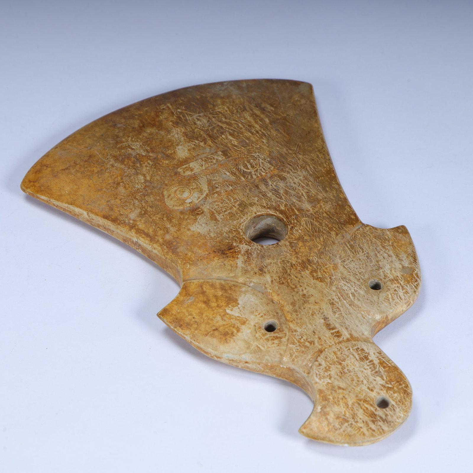 A Neolithic eagle head pattern jade axe - 10