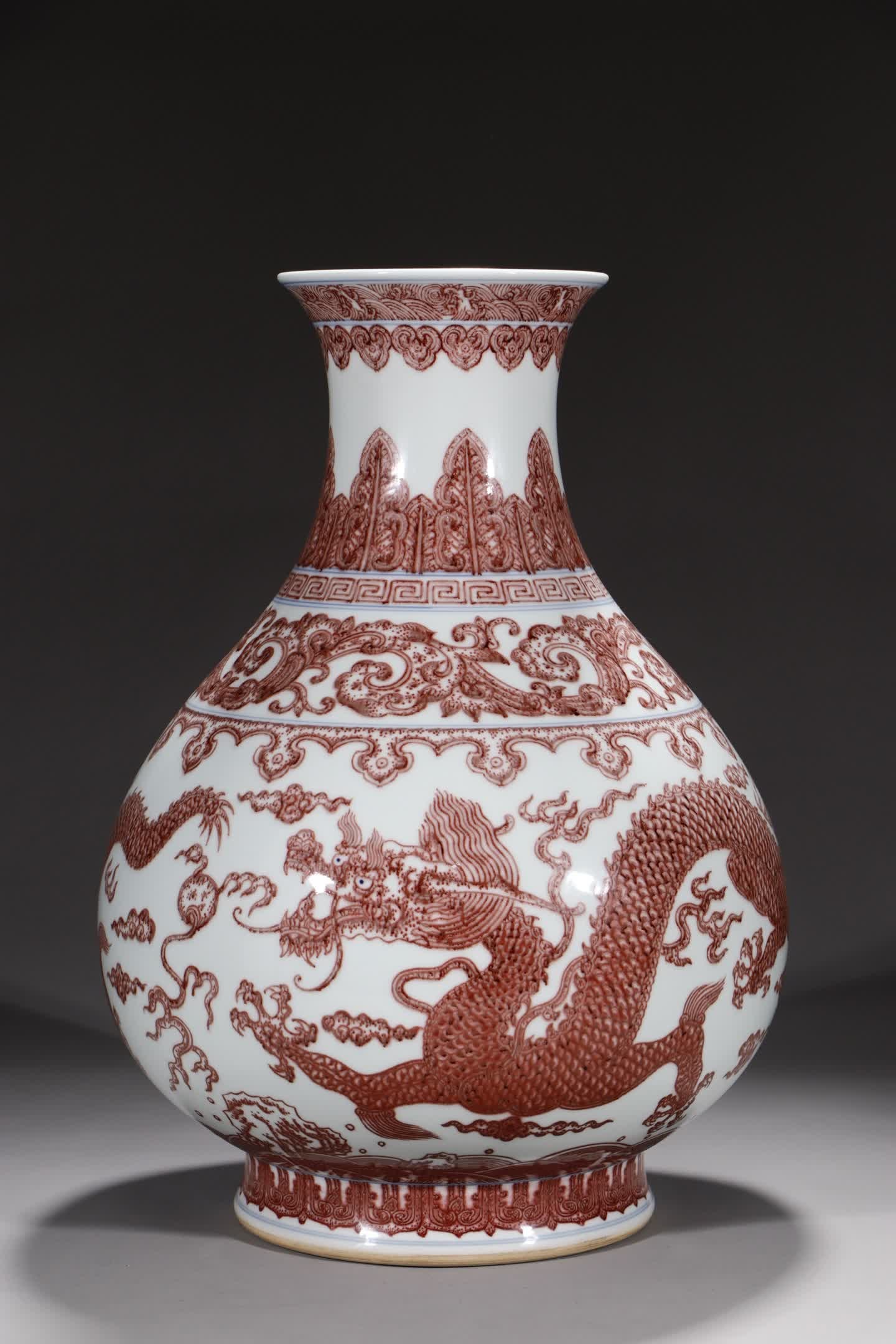 A Qing Yongzheng glazed red dragon pattern jade pot spring vase (1 of 9)