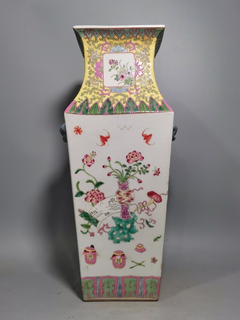 A Qing Dynasty pastel square Bogu bottle: Qing Dynasty pastel square Bogu bottle SIZE: H:42cm (The Dimensions Of All Batches Are Manually Measured.If You Need More Detailed Information, Please Contact Our Customer Service Before Bidding.)