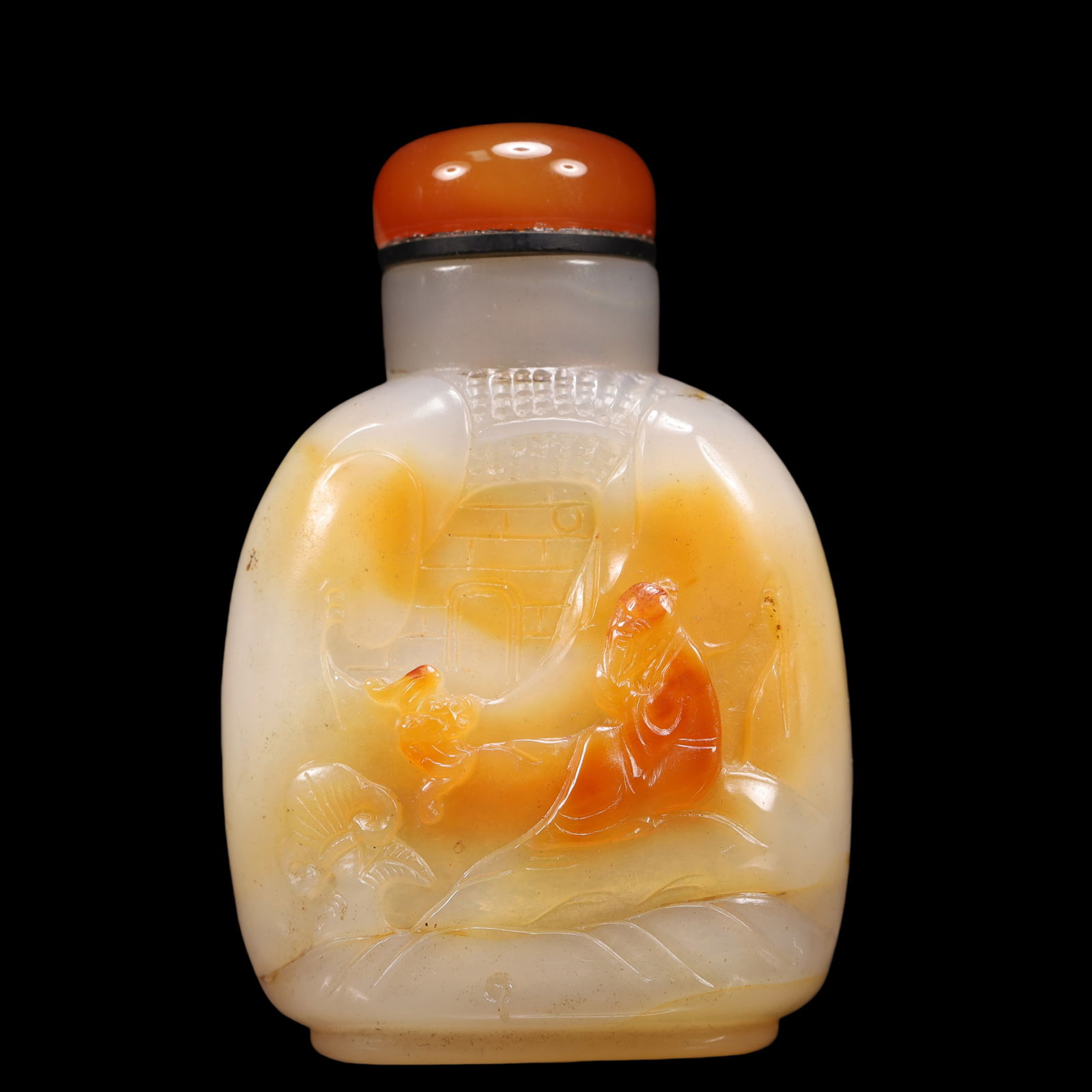 An Exquisite Agate Character and Story Pattern Snuff Bottle (1 of 9)