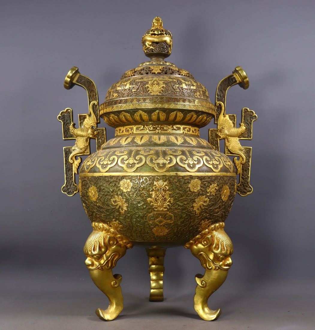 An Exquisite Gilt Bronze Lotus Pattern Double-Ears Tripod Censer (1 of 9)
