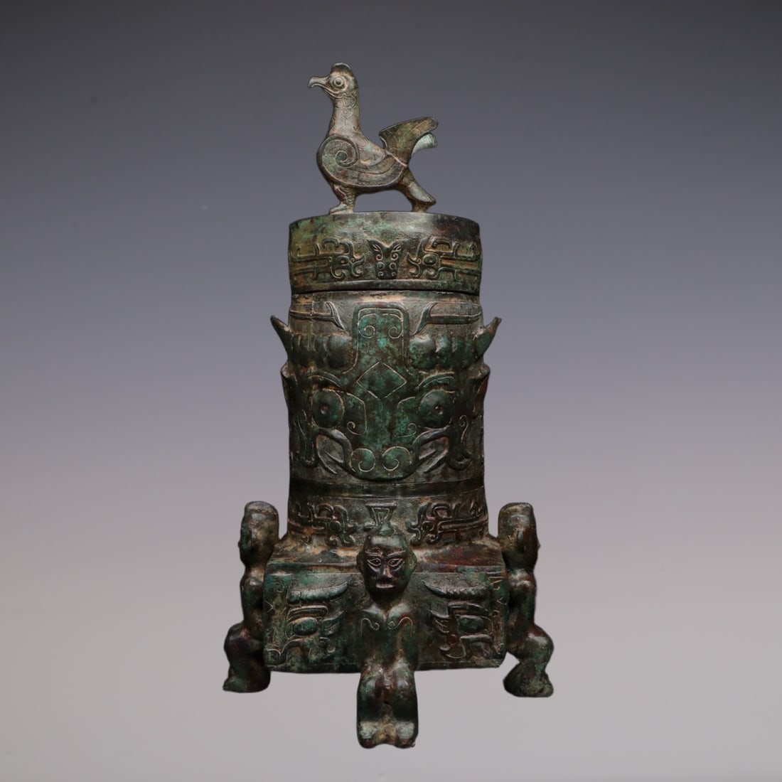An Exquisite Bronze Beast-Face Pattern Censer: An Exquisite Bronze Beast-Face Pattern Censer W.Zhou , China Size:22cmx45cm Weight:6350g (The Dimensions Of All Batches Are Manually Measured.If You Need More Detailed Information, Please Contact