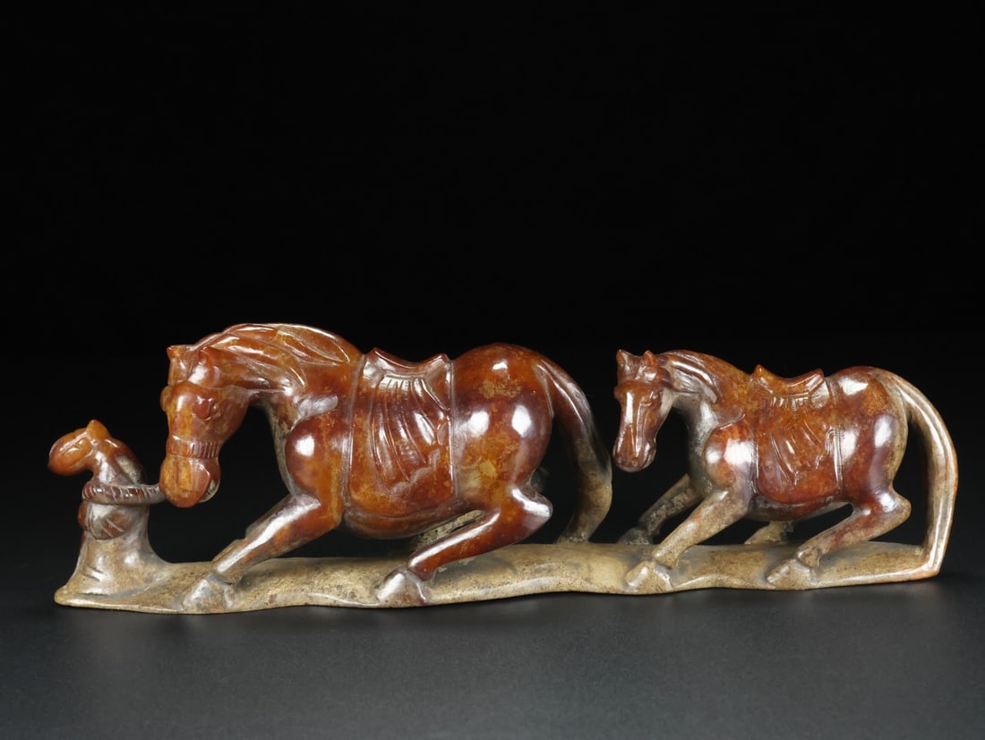 An Exquisite White Jade Horse Ornament (1 of 9)