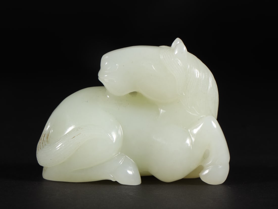 An Exquisite White Jade Horse Ornament (1 of 9)