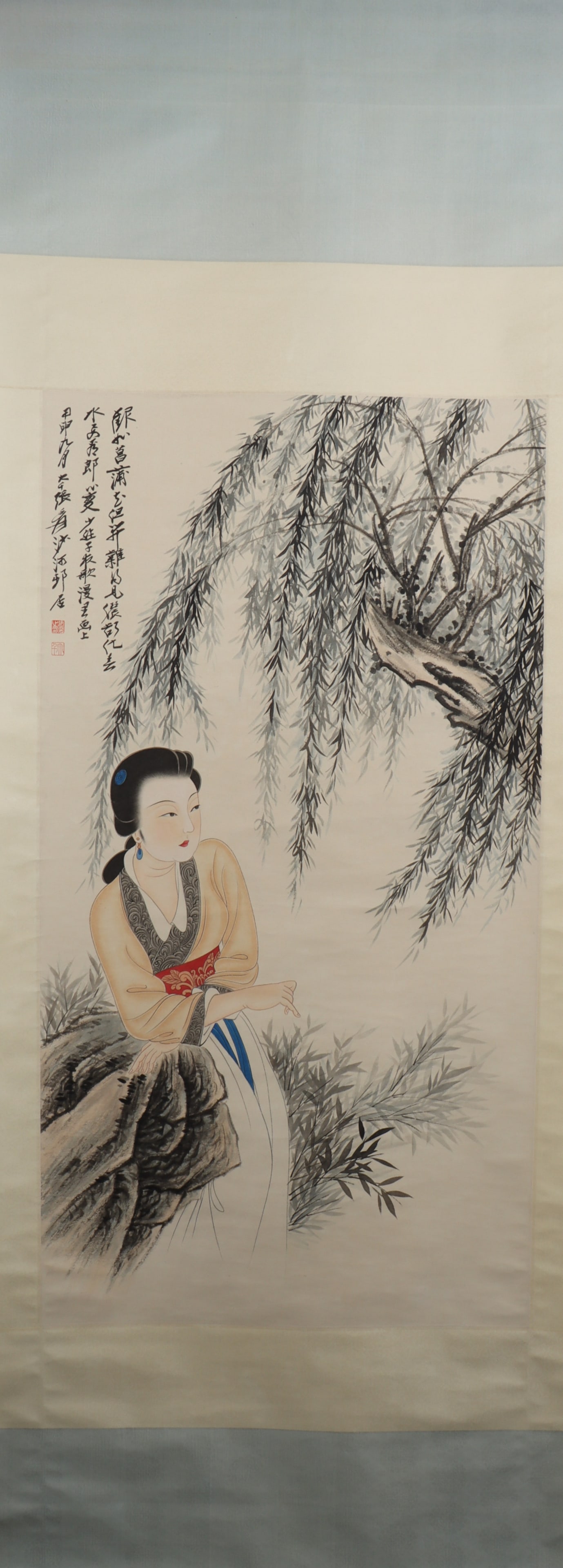 A Chinese Vertical Scroll Ink Painting of Figure on Paper (1 of 4)