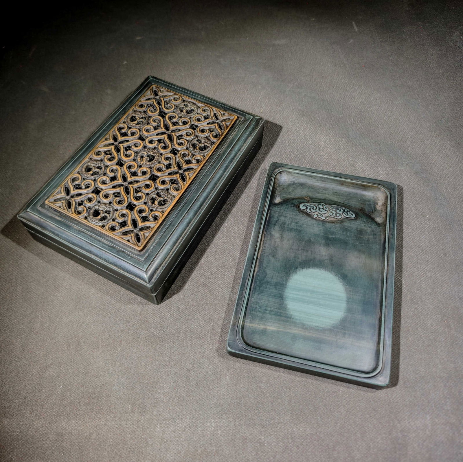 An Exquisite with poem Inkstone (1 of 9)