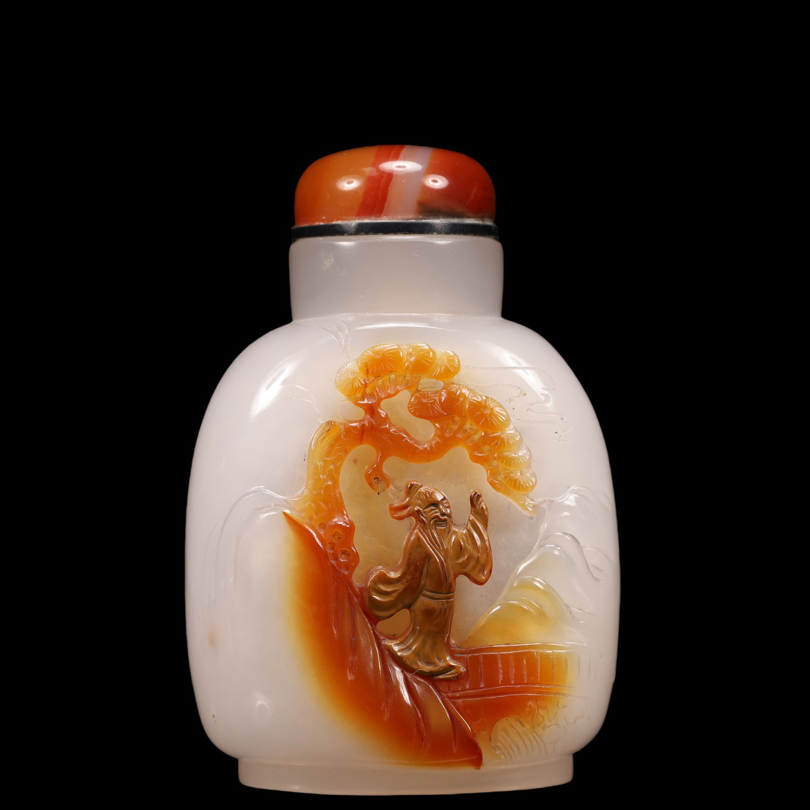 An Exquisite Agate Character and Story Pattern Snuff Bottle: An Exquisite Agate Character and Story Pattern Snuff Bottle Qing Dynasty, China Size:5cmx3cmx7.8cm Weight:107g (The Dimensions Of All Batches Are Manually Measured.If You Need More Detailed Informatio