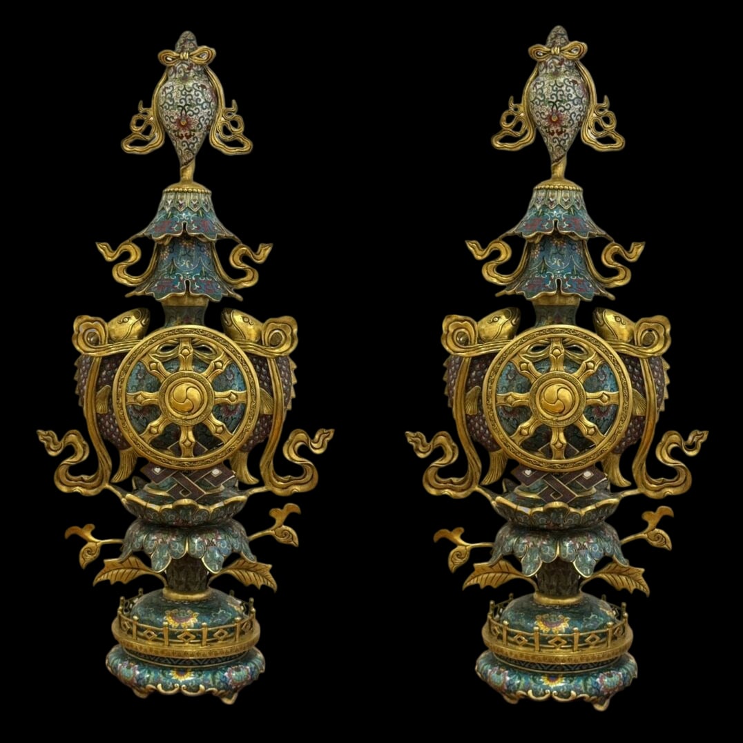 An Exquisite Cloisonne Lotus Pattern Ornament: An Exquisite Cloisonne Lotus Pattern Ornament Qing Dynasty, China Qianlong Four-character Mark Size:89cmx42cm Weight:50kg (The Dimensions Of All Batches Are Manually Measured.If You Need More Detailed