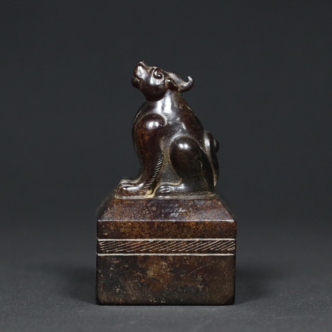 An Exquisite White Jade Auspicious Beast Seal (1 of 9)