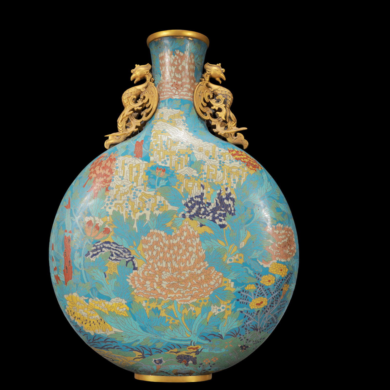 A Huge Cloisonne Chrysanthemum Pattern Phoenix-Ears Vase (1 of 10)