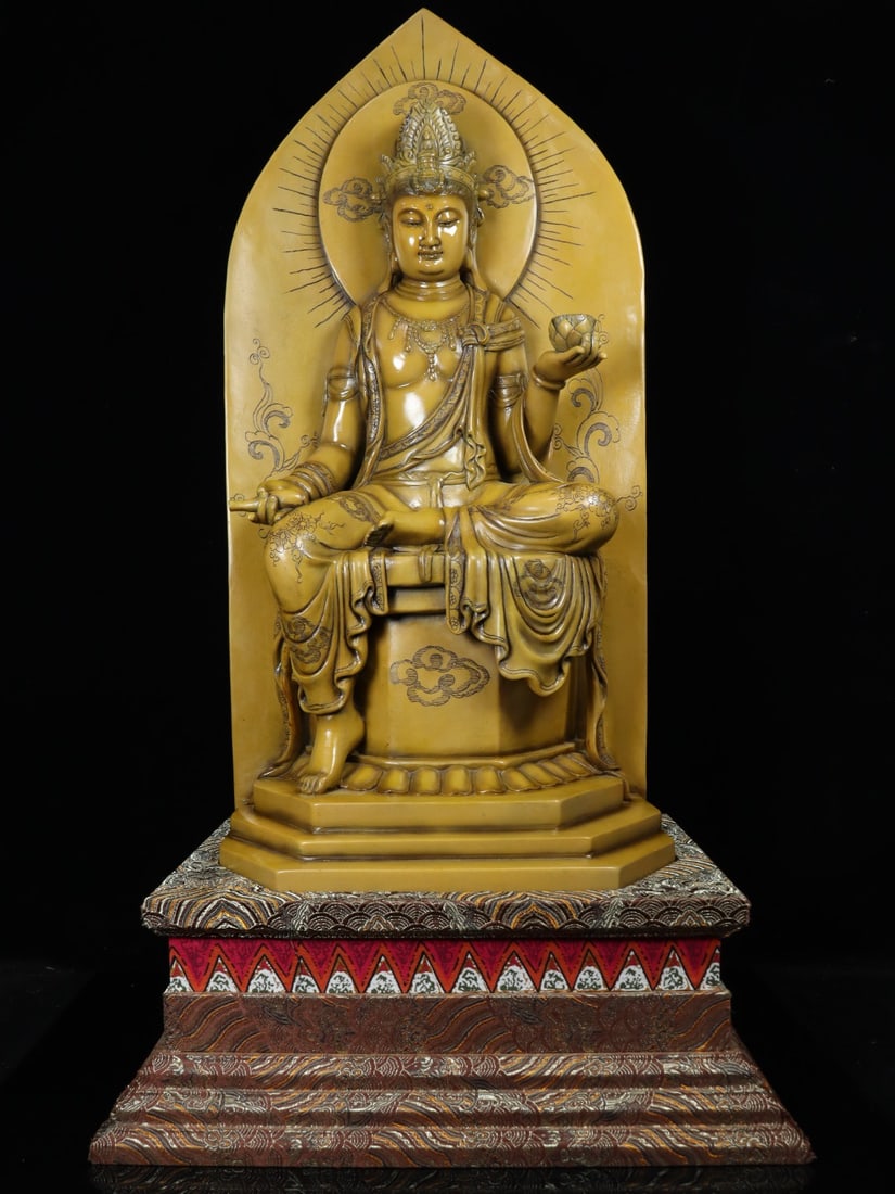 An Exquisite Tianhuang Stone Statue of Avalokitesvara Ornament (1 of 9)