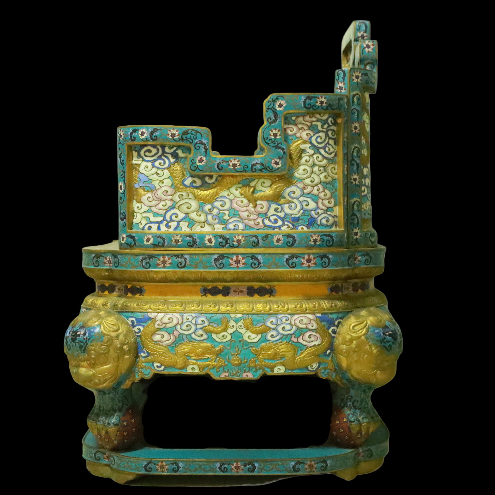 An Exquisite Cloisonne Lotus Pattern Dragon Pattern Beast-Face Pattern Throne - 14