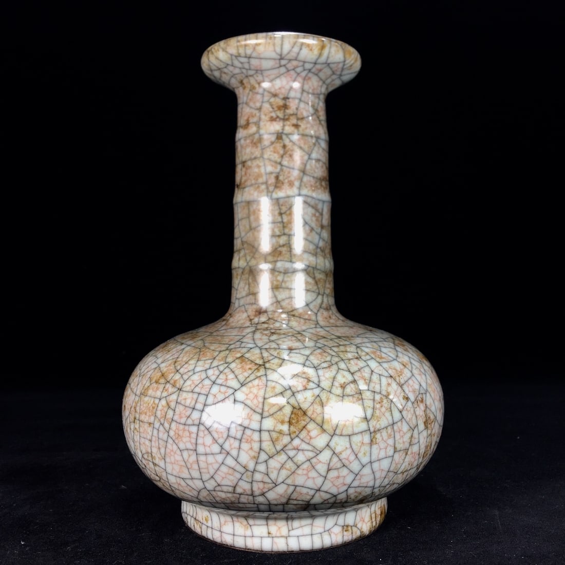 An Exquisite Ge yao Vase (1 of 9)