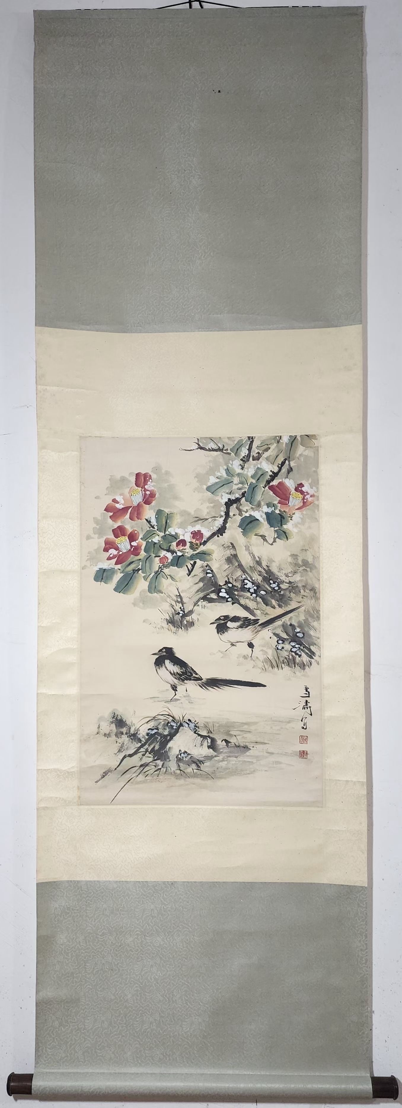 A Chinese Vertical Scroll Ink Painting of Flower and Bird on Paper (1 of 9)