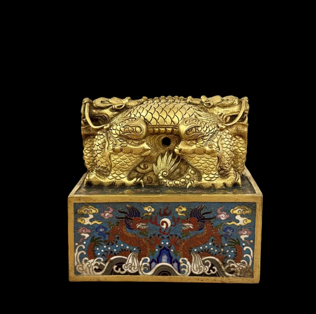 An Exquisite Cloisonne Dragon Pattern Seawater Pattern Auspicious Beast Seal (1 of 8)
