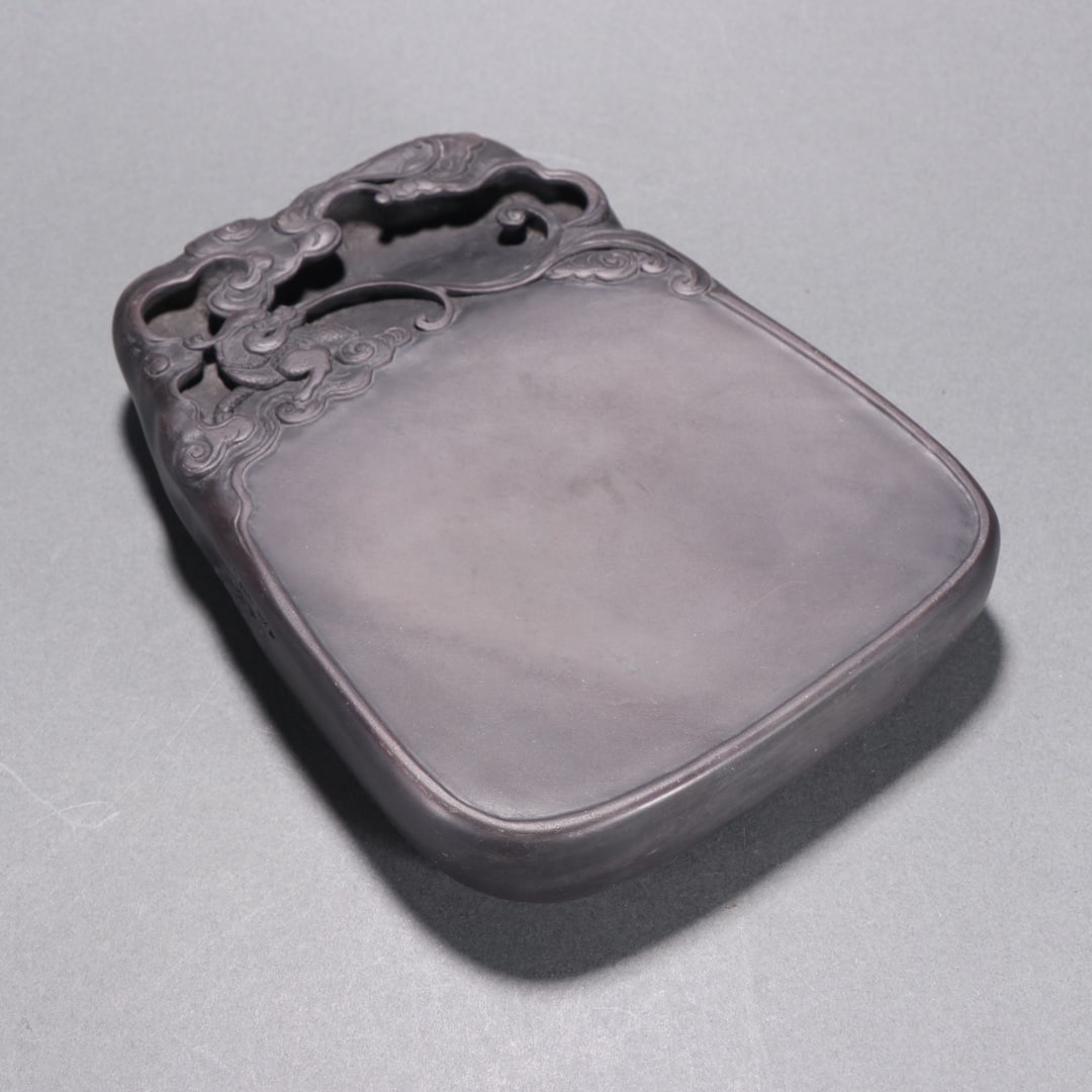 An Exquisite Auspicious Beast Pattern with poem Inkstone: An Exquisite Auspicious Beast Pattern with poem Inkstone Qing Dynasty, China Size:18cmx13cmx3.6cm (The Dimensions Of All Batches Are Manually Measured.If You Need More Detailed Information, Please