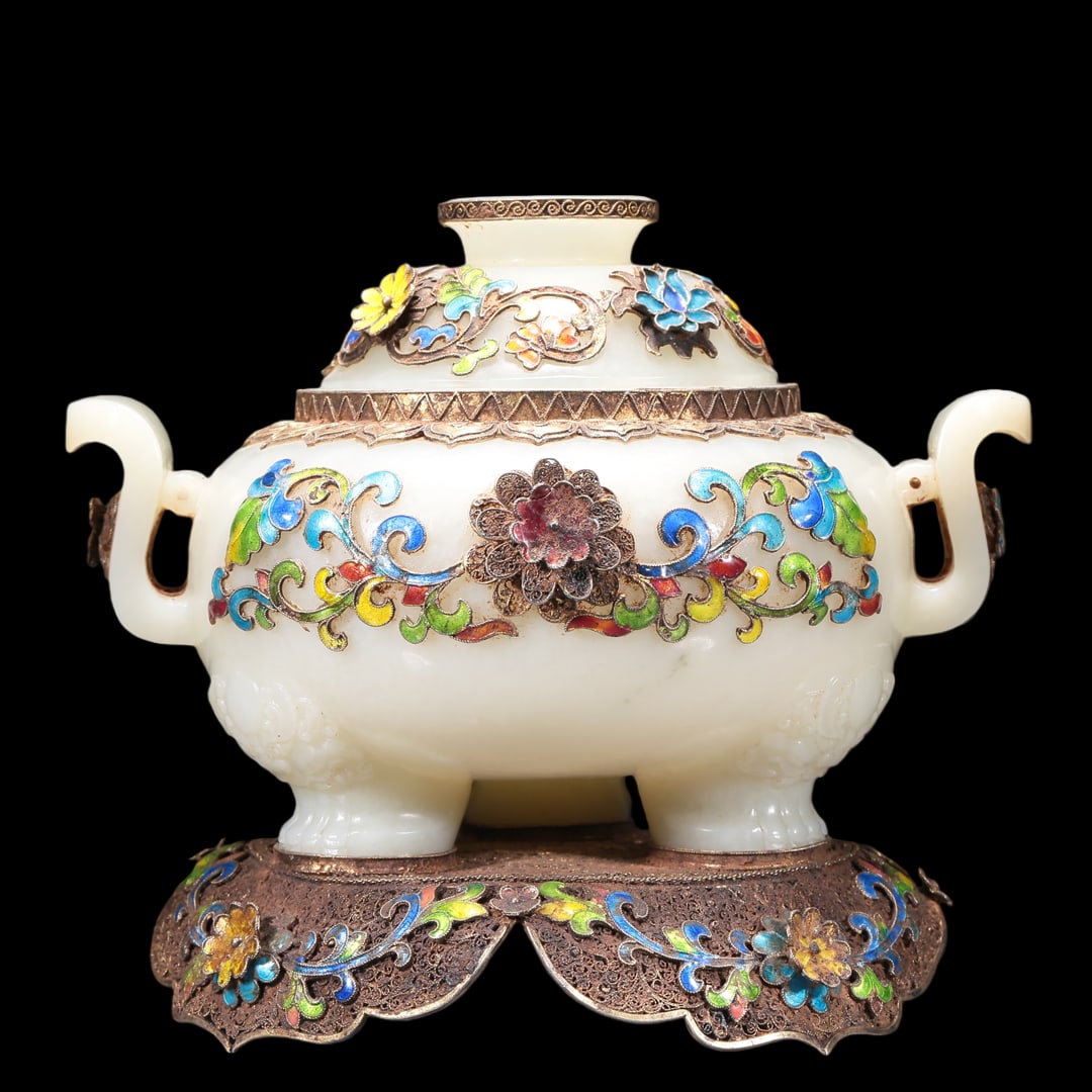 A Brilliant White Jade Gilt-Silver-Mounted Blueing 'Scrolling Lotus' Tripod Censer And Cover: A Brilliant White Jade Gilt-Silver-Mounted Blueing 'Scrolling Lotus' Tripod Censer And Cover. Raised on three short, stout cabriole legs issuing from animal masks, body carved with a pair of S-shaped