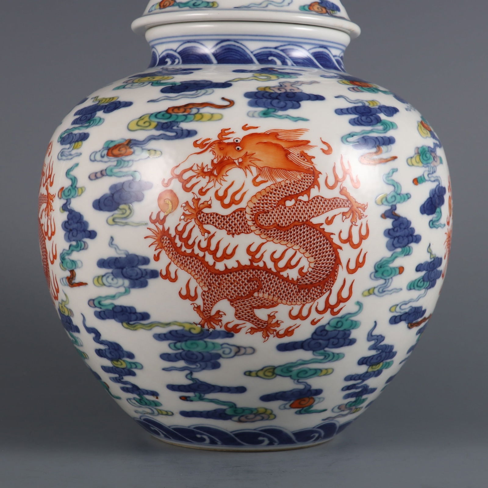 An Exquisite Doucai Dragon Pattern Seawater Pattern Jar - 5