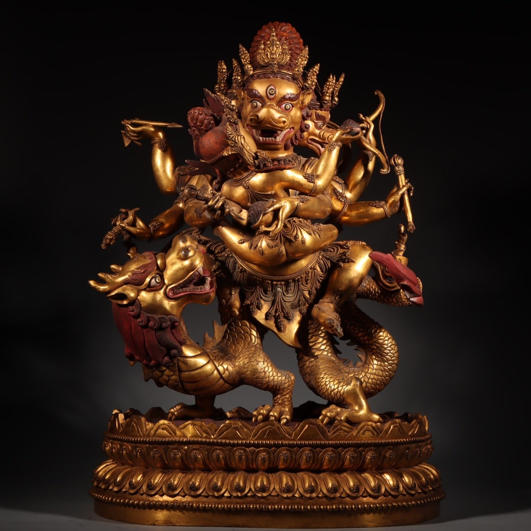 An Exquisite Gilt Bronze Statue of Yamantaka: An Exquisite Gilt Bronze Statue of Yamantaka Ming Dynasty, China Yongle Six-character Mark Size:63cmx43cmx32cm Weight:33.5kg (The Dimensions Of All Batches Are Manually Measured.If You Need More Detai
