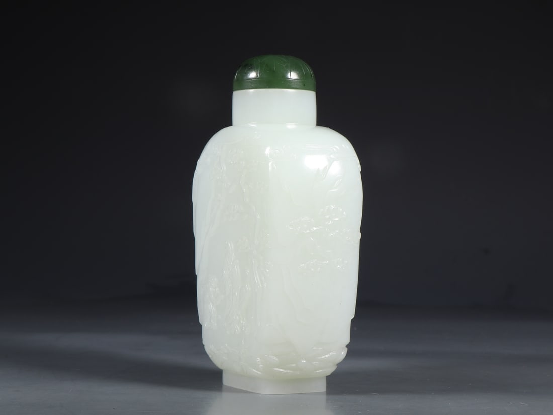 An Exquisite White Jade Inlaid Jasper Character and Story Pattern Snuff Bottle - 3