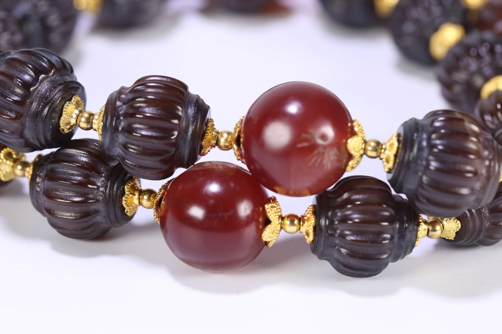 An Exquisite Agate Bracelets - 5