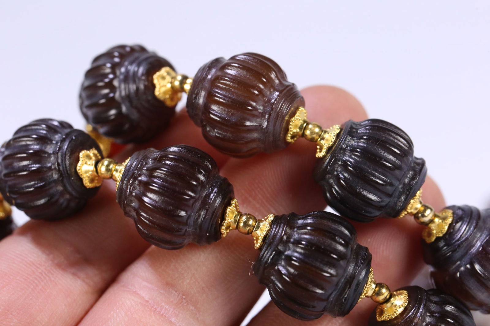 An Exquisite Agate Bracelets - 9